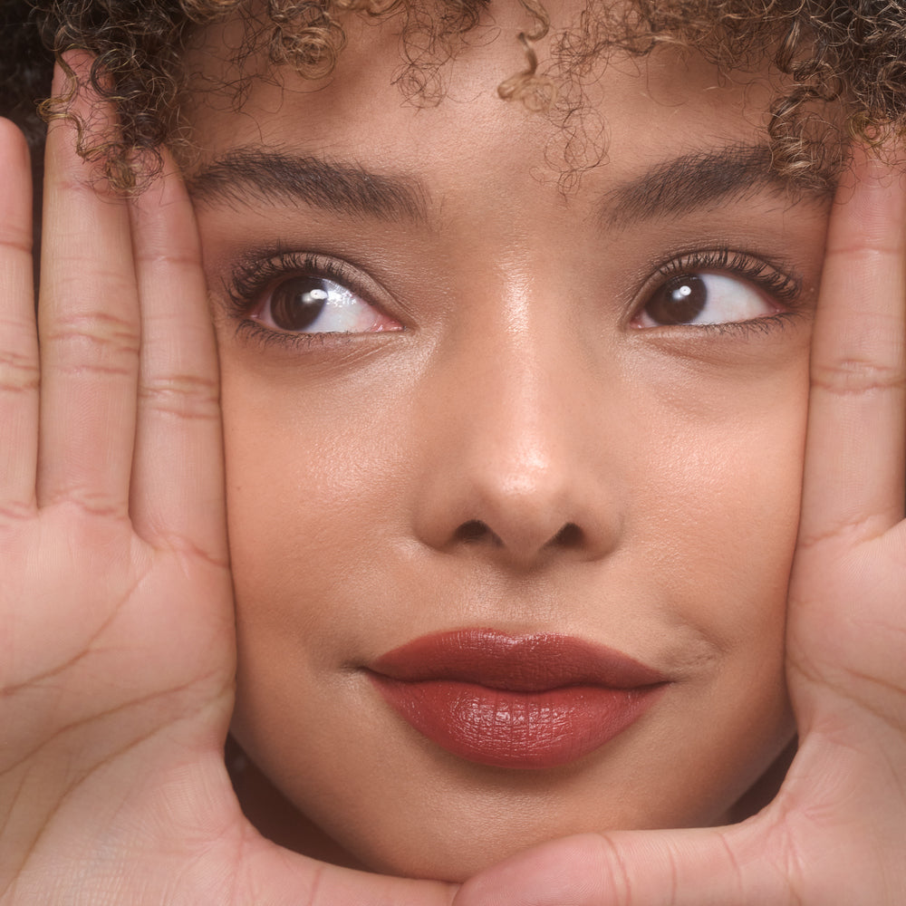 Rose-Marie's Tricks To Prevent Lipstick Feathering