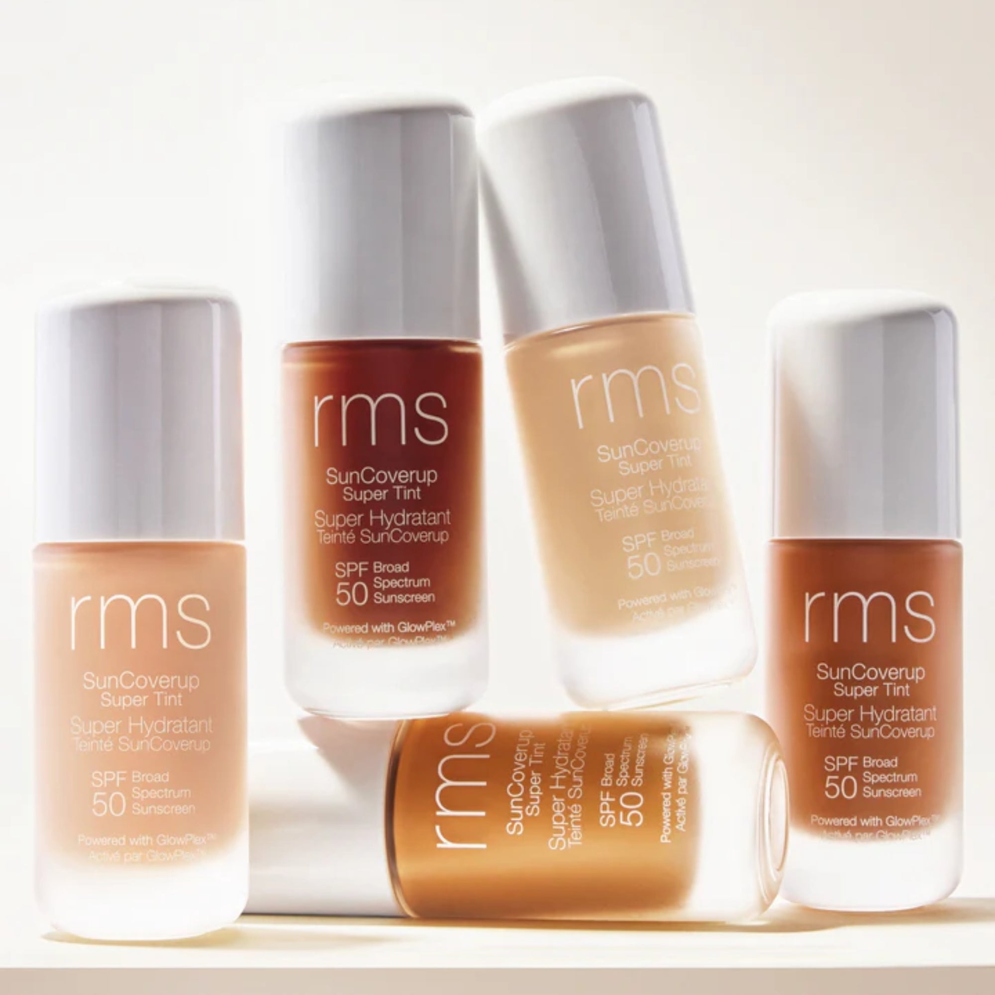 Sunscreen Before or After Moisturizer: Which Should You Apply First?