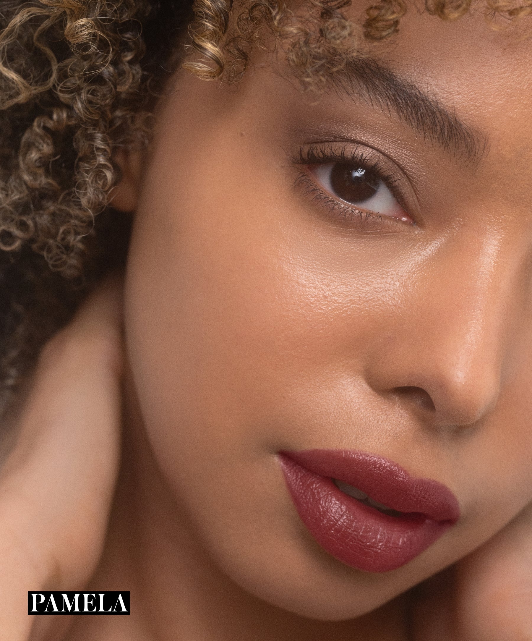 Legendary Serum Lipstick: The Nudes in shade Pamela