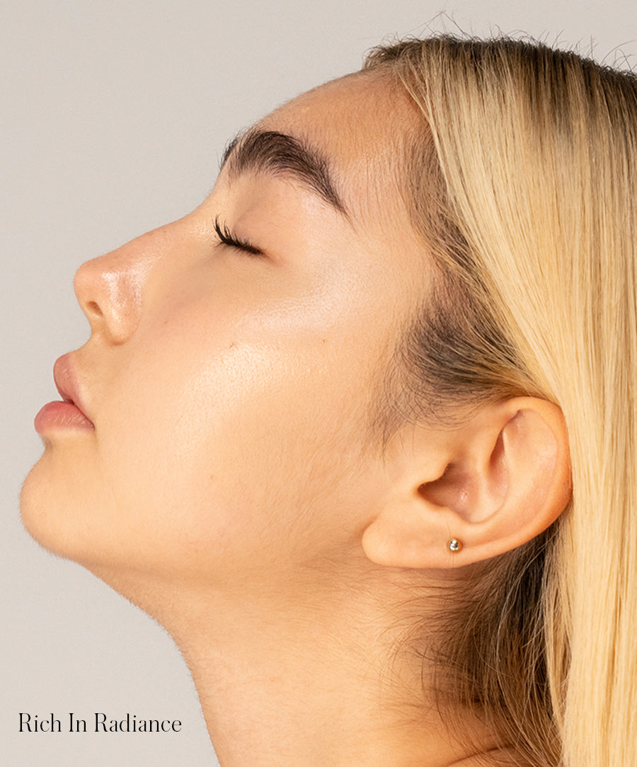 Mini Rich Master Radiance Base in shade Rich In Radiance