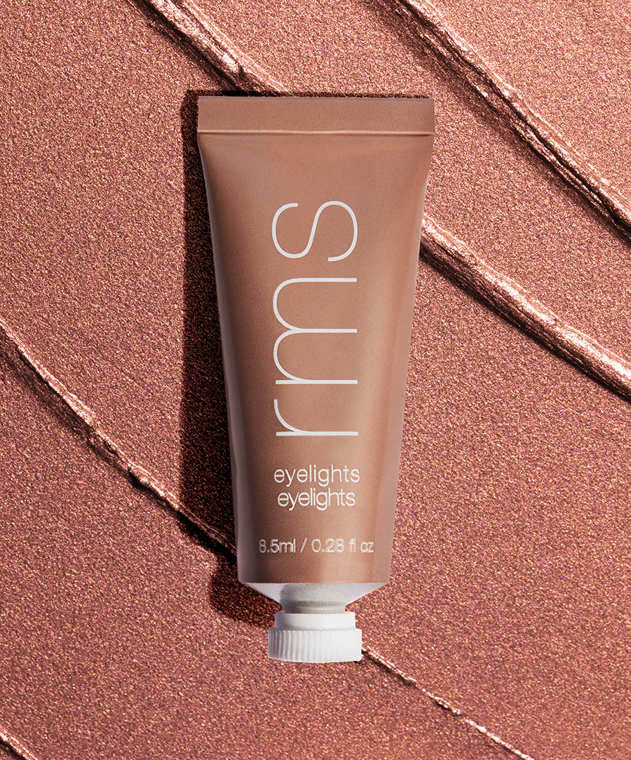 RMS Eyelights Cream Eyeshadow in shade Spark