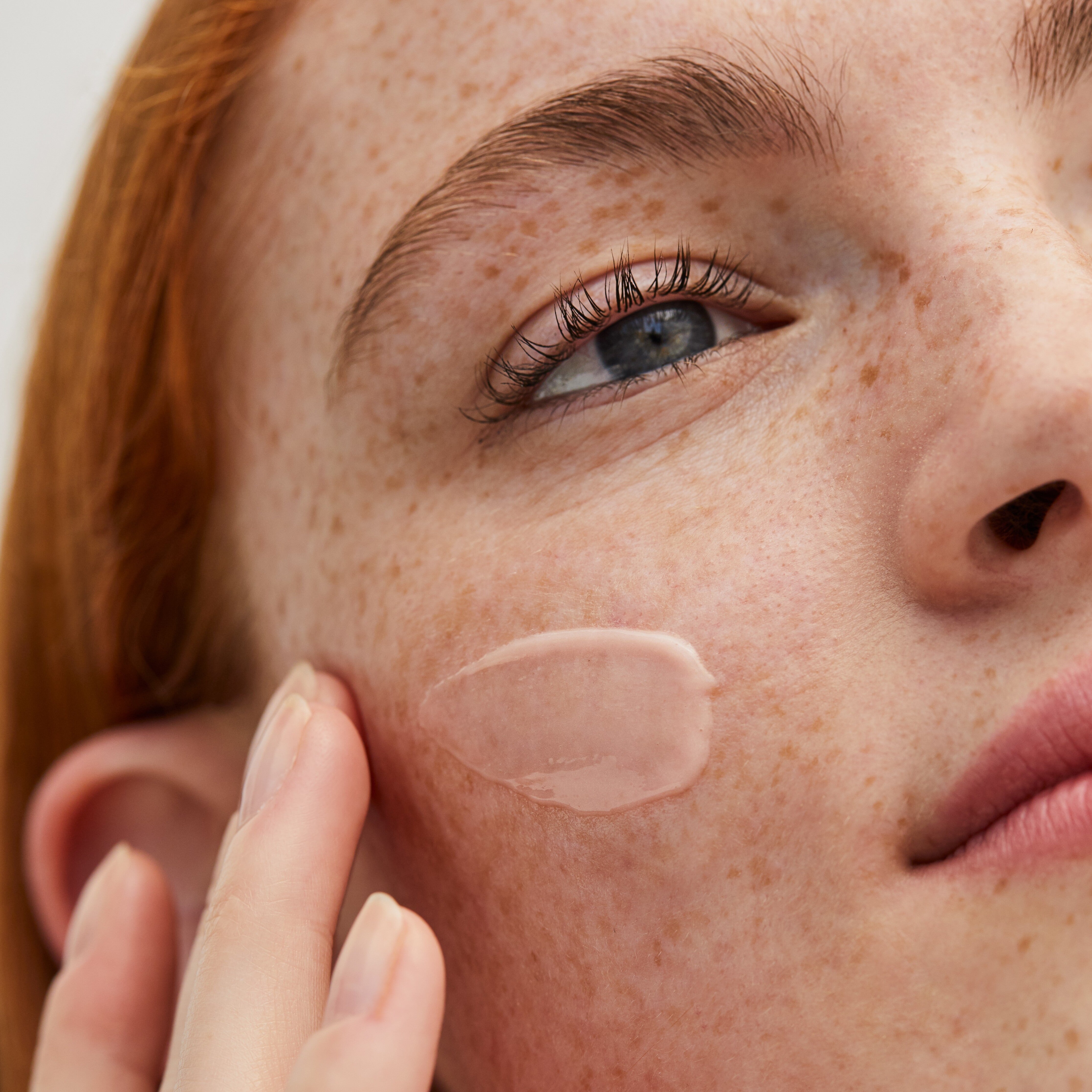The Best Makeup & Skincare Routine for Dry Skin