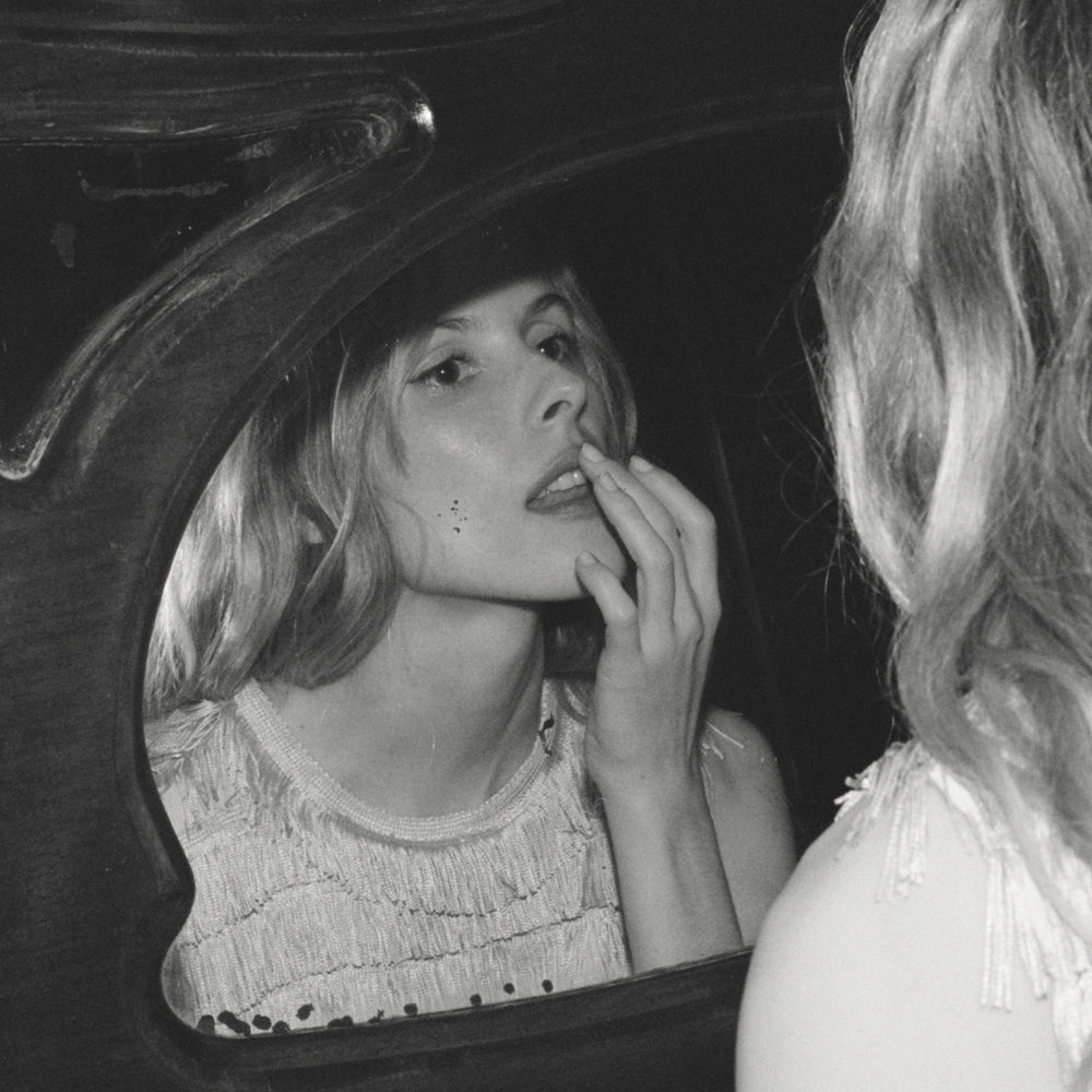 Mastering The Perfect Holiday Party Makeup