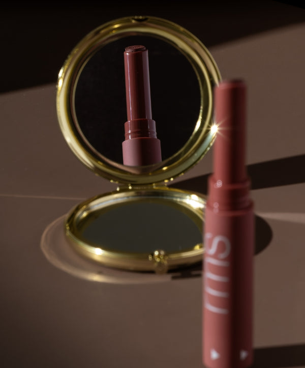 Legendary Serum Lipstick: The Nudes